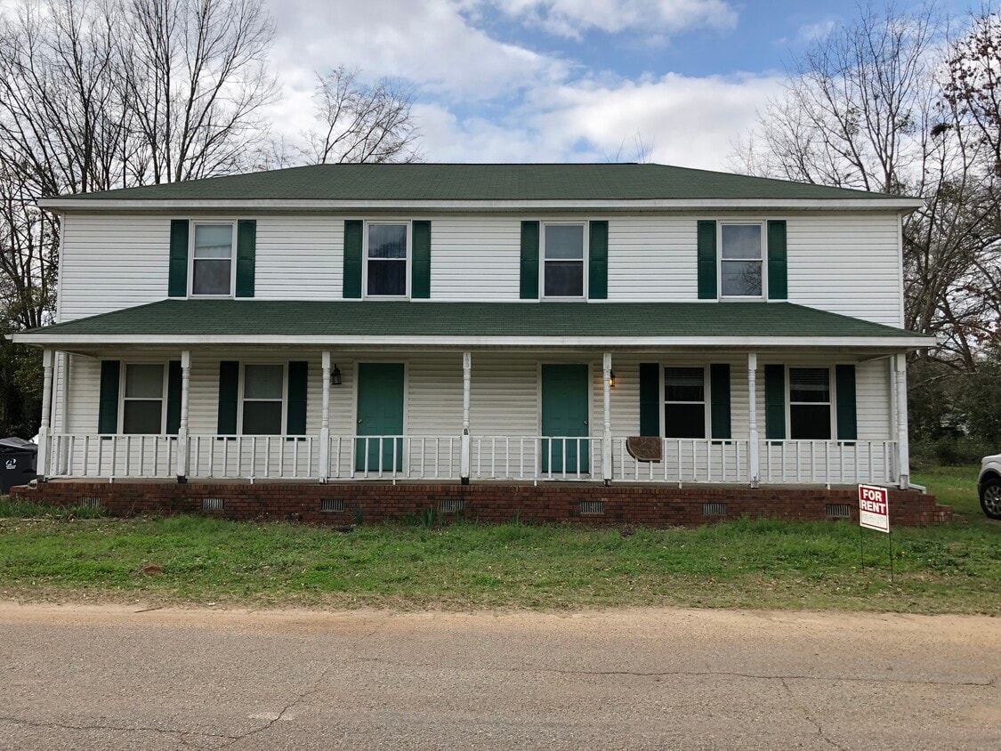 Primary Photo - 103 Murdock Ln