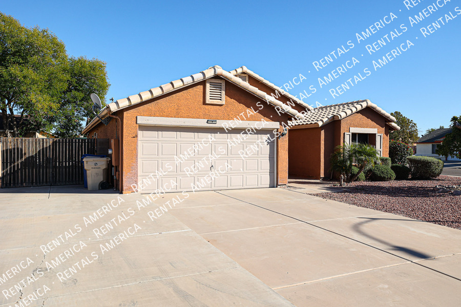 Primary Photo - 5375 N 87th Ave