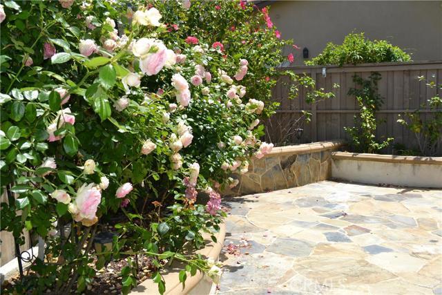 Building Photo - 29 Hawkcreek