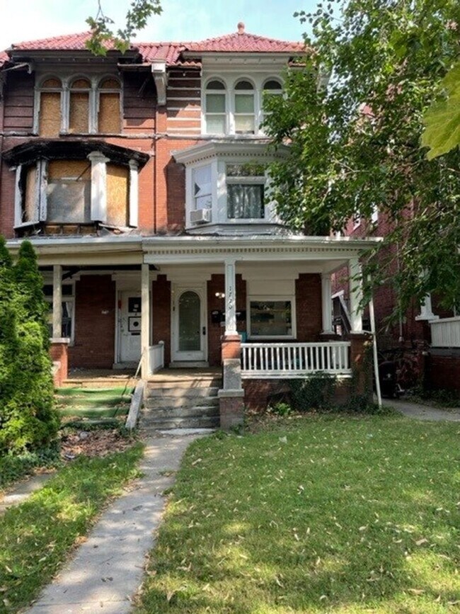 Foto del edificio - 1720 State St