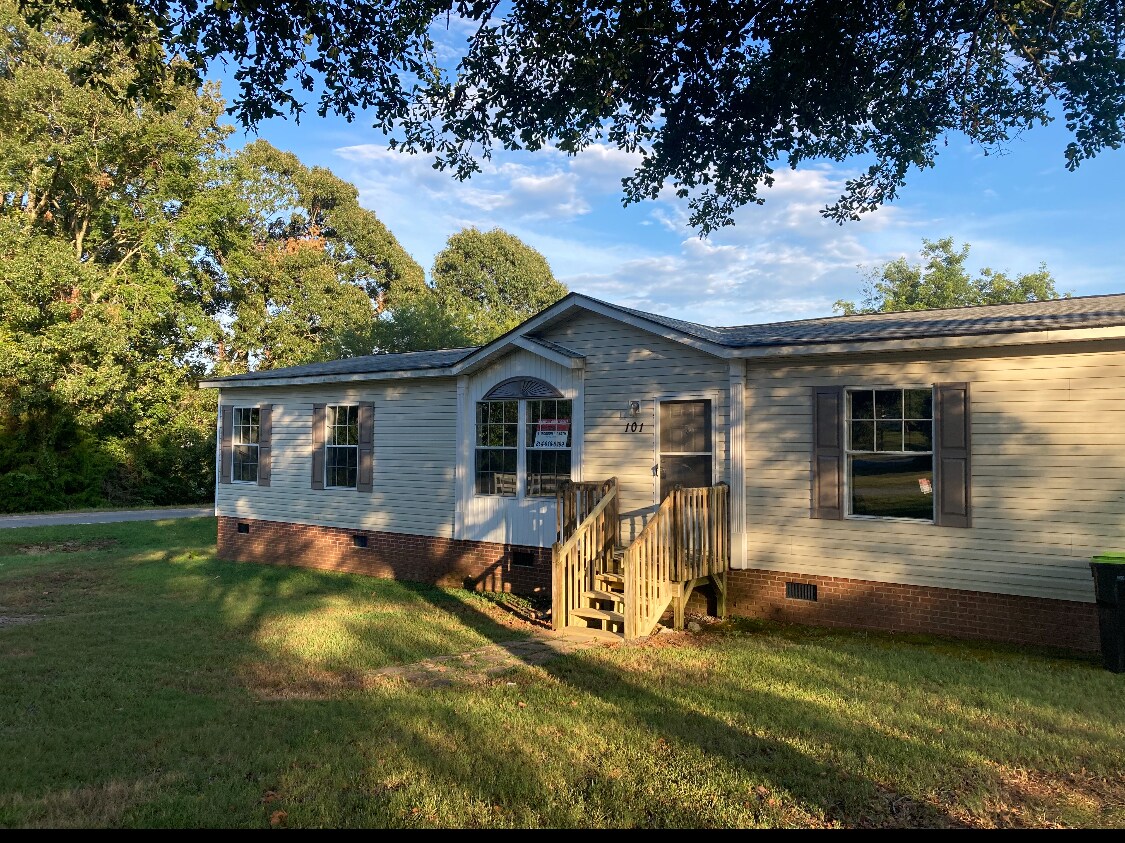 Foto principal - 101 Sydney Ln