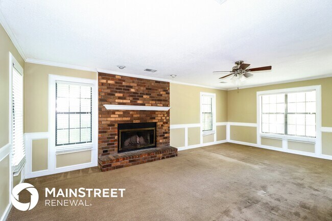 Building Photo - 1422 Hawkcrest Cove N