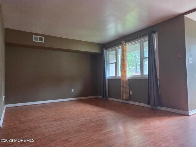 Foto del edificio - 2604 Dogwood Ct
