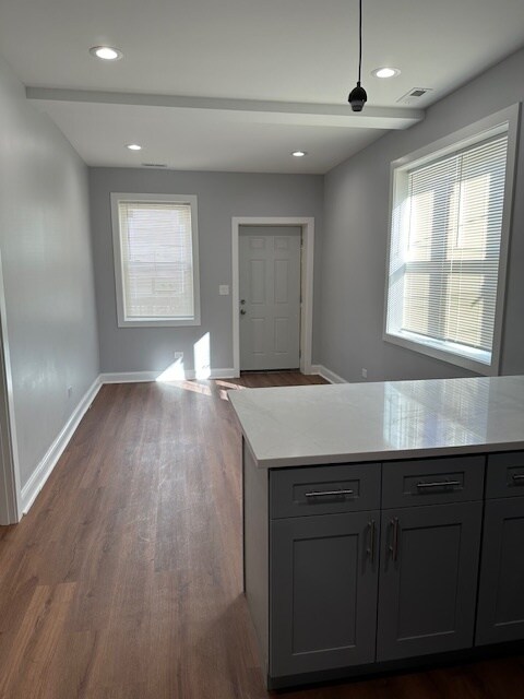 Foto del edificio - 2827 W 23rd St