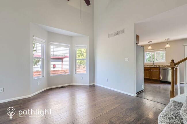 Building Photo - 15847 E 99th Pl