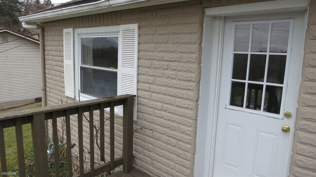 Building Photo - 2 br, 1 bath House - 739 Wolf Avenue