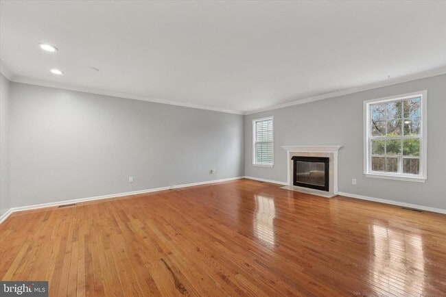 Foto del edificio - 306 Manor Ln