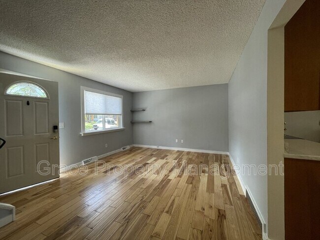 Foto del edificio - 8741 W 89th Pl