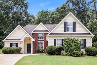 Building Photo - 115 Syracuse Ln
