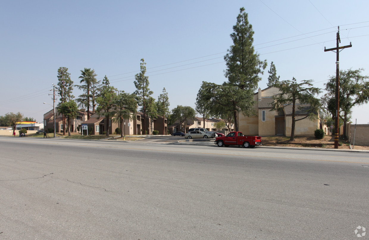 Primary Photo - Pioneer Village Estates