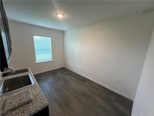 Foto del edificio - 4301 17th St SW