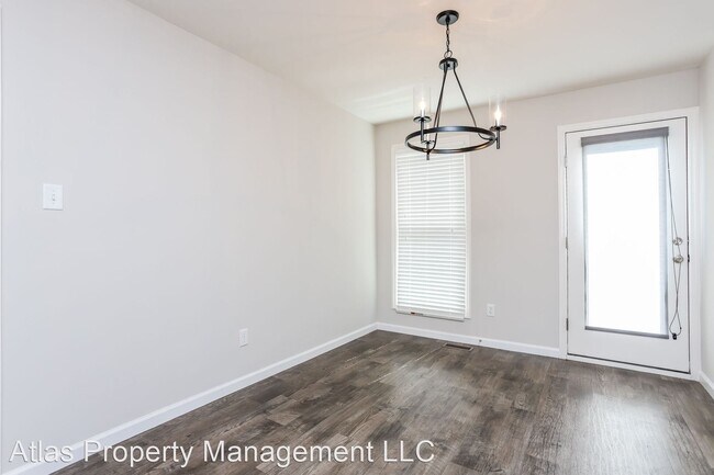 Building Photo - 3 br, 2.5 bath House - 3341 Granger Boulevard