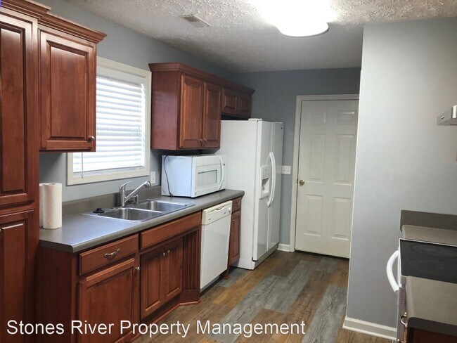 Building Photo - 3 br, 2 bath House - 11005 Nevada Avenue