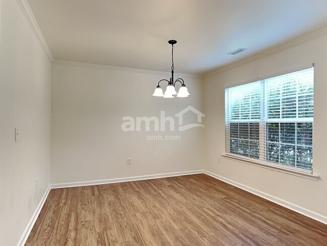 Foto del edificio - 2520 Ladybank Lane