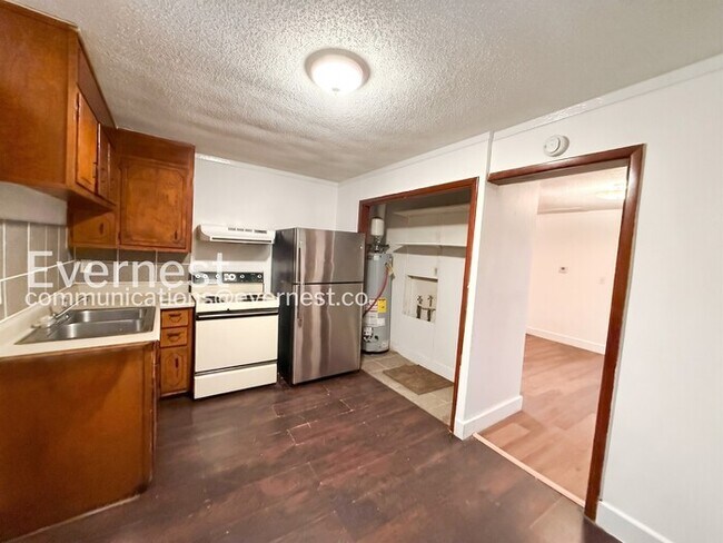Foto del edificio - 1233 Elm Ave