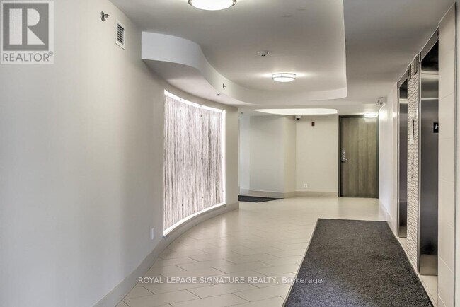 Building Photo - 3070 Rotary Way