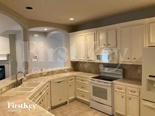 Foto del edificio - 107 Cove Pl Ct