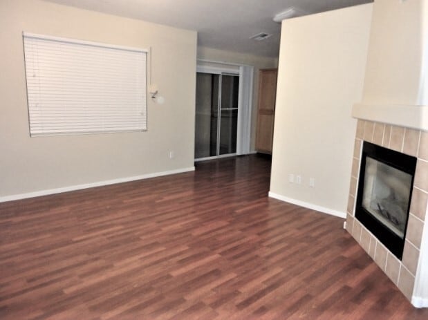 Building Photo - 1219 Sunfire Ave