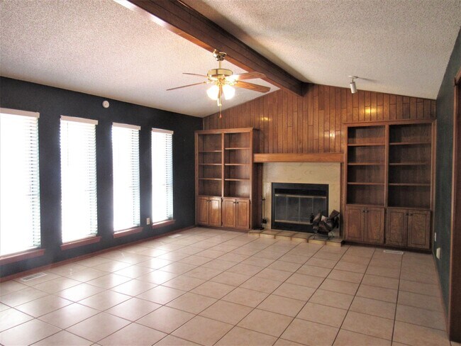 Foto del edificio - Yukon home for lease!!  3 bed/2 Bathroom w...