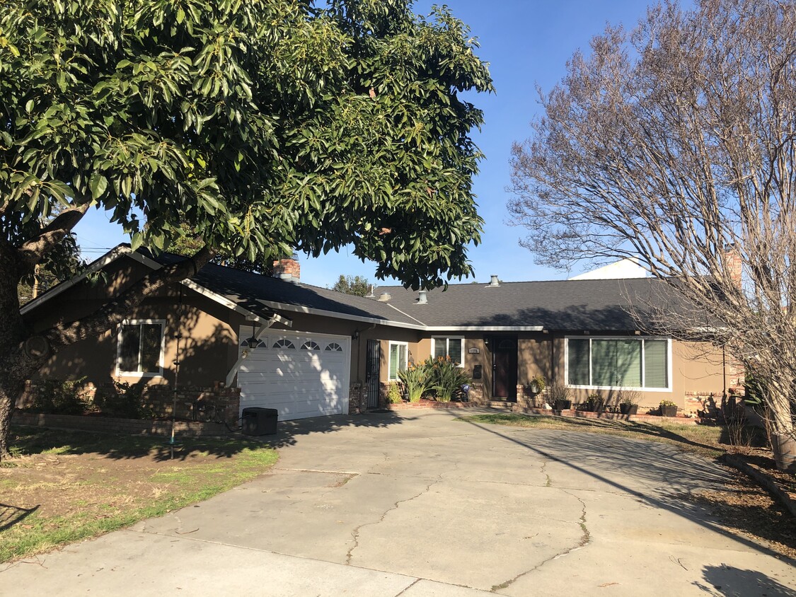 Primary Photo - 1275 Fruitdale Ave