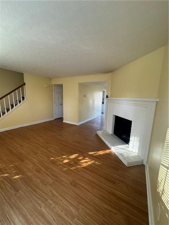 Foto del edificio - 1028 Jeanette Ln