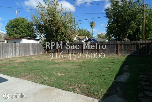 Building Photo - 3840 Dry Creek Rd
