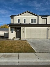 Building Photo - 1815 Jensens Wy