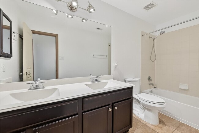 Building Photo - 9322 Limestone Ranch Ln
