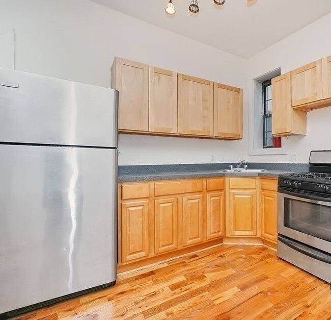 Foto del edificio - 1140 Eastern Pkwy