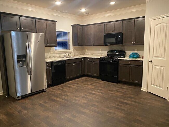 Building Photo - 254 Turtle Creek Dr