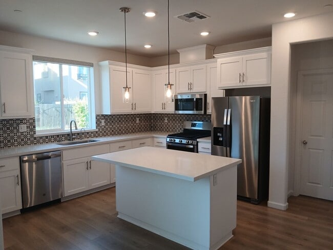 Building Photo - 938 Fruit Stand Cir