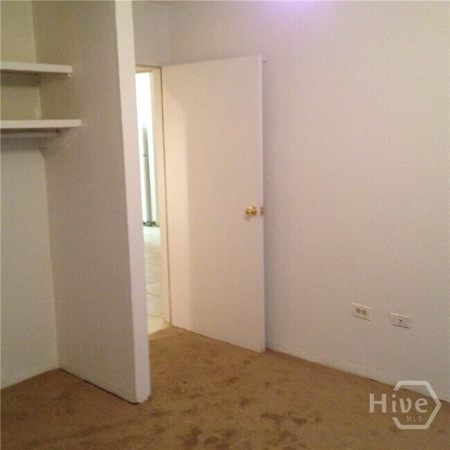 Foto del edificio - 1250 Venita Dr
