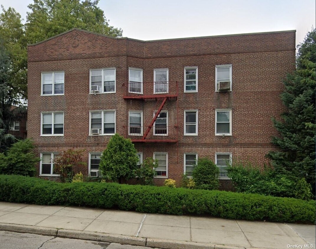 7832 Main St Unit 1L, Queens, NY 11367 Condo for Rent in Queens, NY