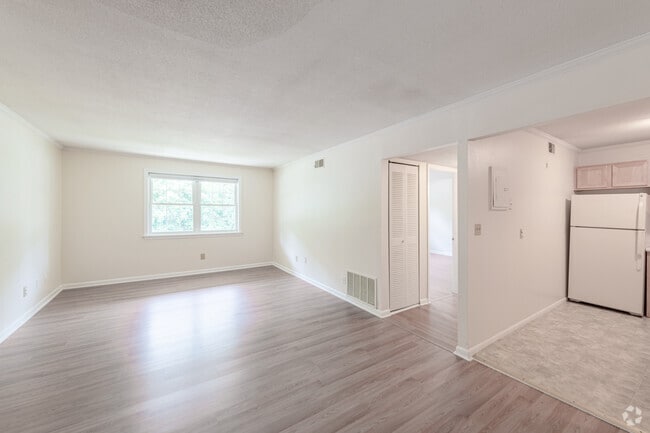 2 BR, 2 BA - Sherwood Park