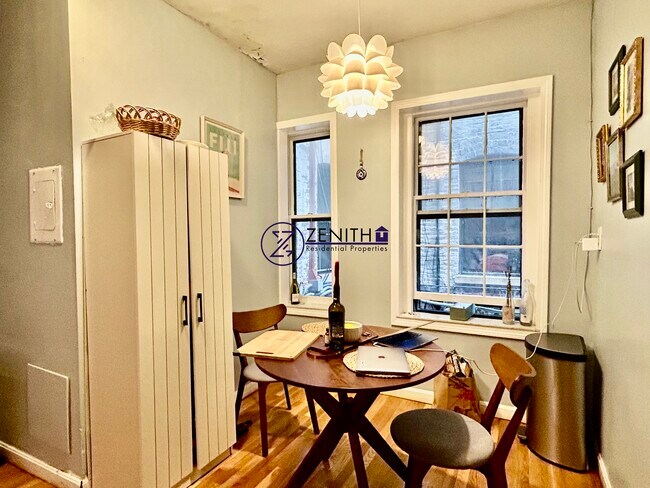 Foto del edificio - 76 Phillips St