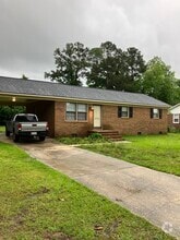 Building Photo - 1424 Hobart Dr