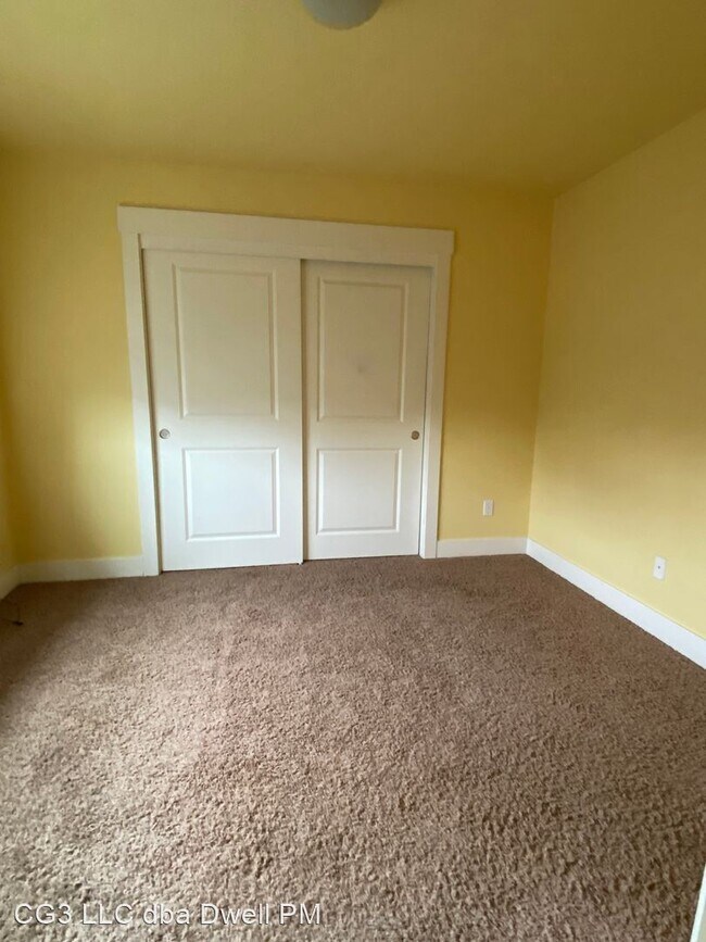 Foto del edificio - 3 br, 2.5 bath House - 3930 NE Grand Ave.
