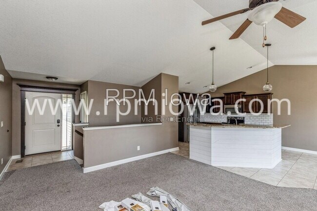 Foto del edificio - 3709 NW Kline St