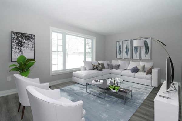 Building Photo - 3 Bedroom Main Floor Unit– All Utilities & Parking Included – $2,399/month