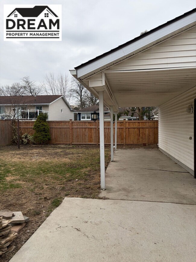 Photo du bâtiment - 941 Hickory Ave