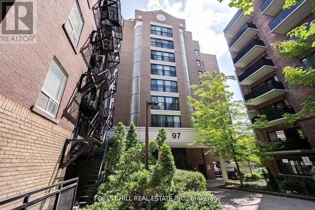 Photo du bâtiment - 97-897 Lawton Blvd