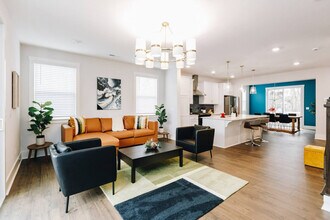 Building Photo - 1122 N Alexander St