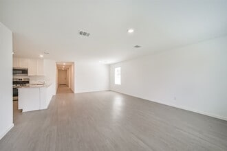 Building Photo - 648 Burlina Rd