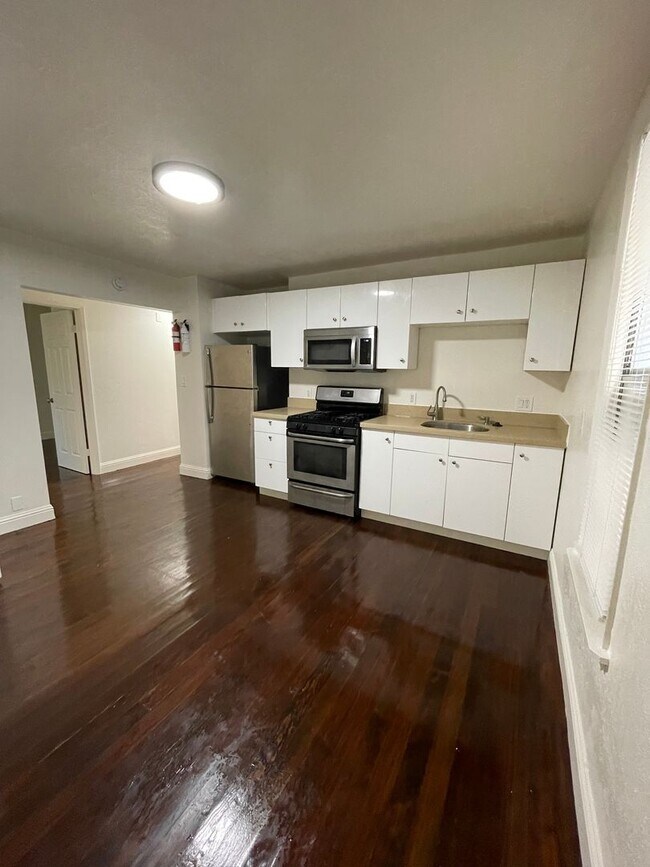 Foto del edificio - 1115 Willow St