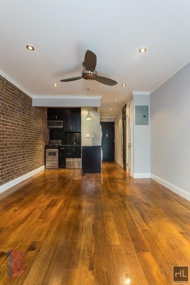 Building Photo - East 26th Street