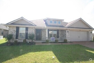 Building Photo - 3506 Sabra Ln