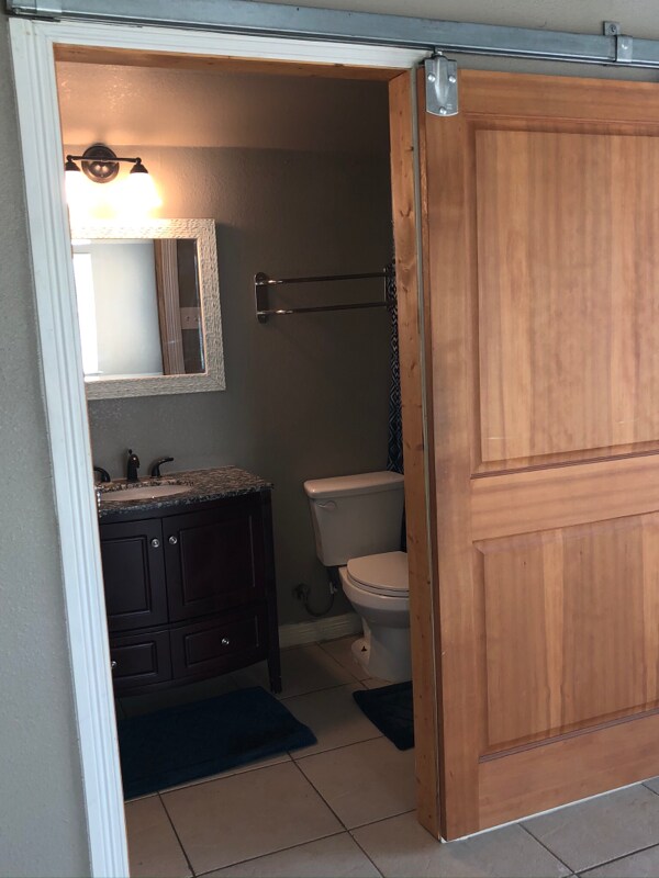 Building Photo - 5110 Ranchero Ln