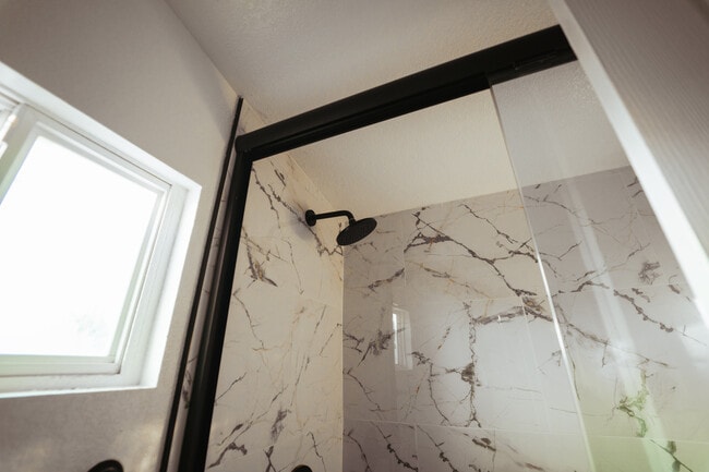 Foto del edificio - 232 E Marengo Ave