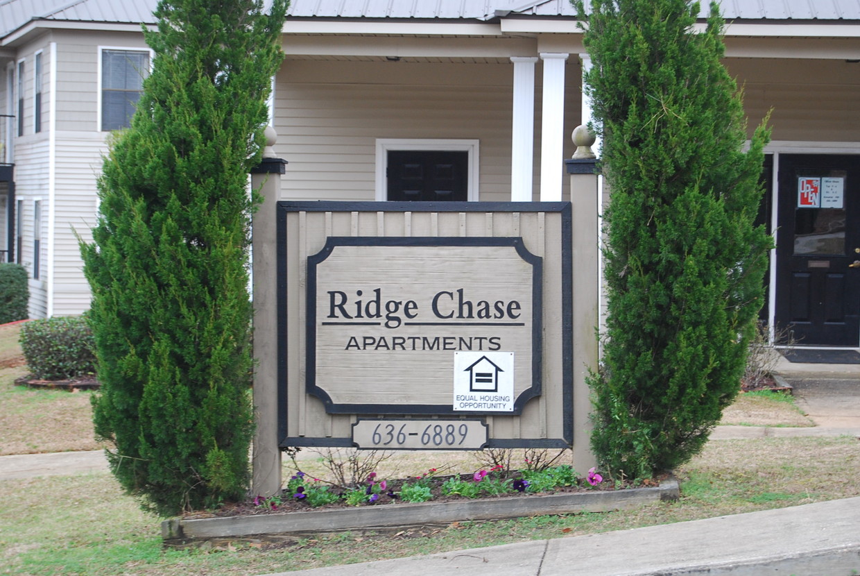 Primary Photo - Ridge Chase