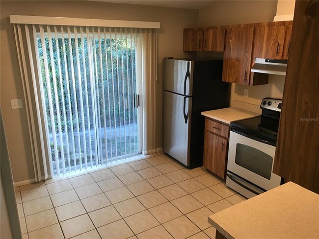 Building Photo - 2851 Coral Reef Dr